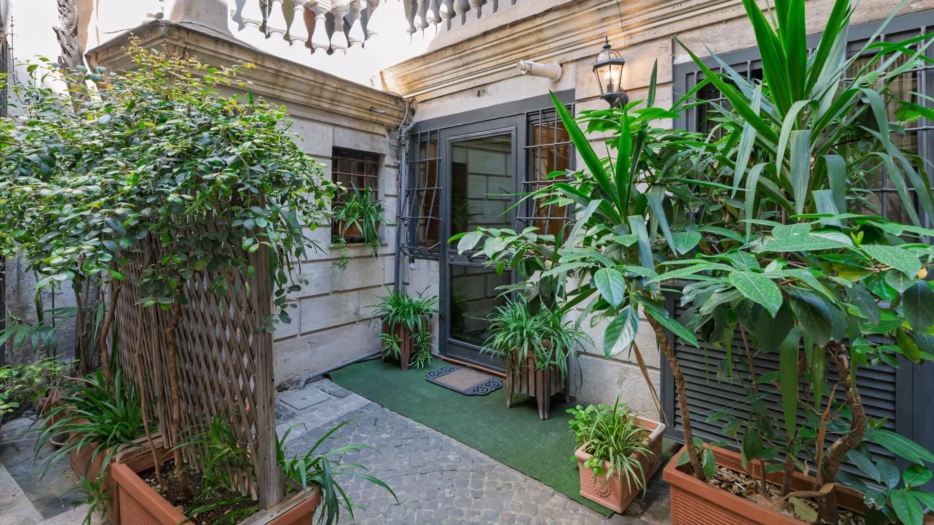 Domus Campo De Fiori Daire Roma